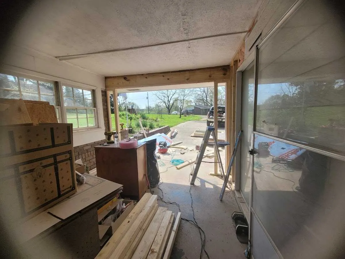 Air movers and dehumidifier for Drying & Dehumidification in Roseville